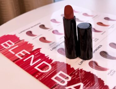 Dein persönlicher Lippenstift: Das neue Blend Bar-Erlebnis bei Holland America Line