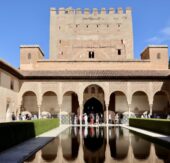 Mythos Alhambra: Ein architektonisches Wunder voller Geschichte
