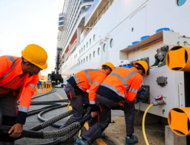 Grünes Signal aus Malta: MSC World Europa und Explora II beziehen Landstrom