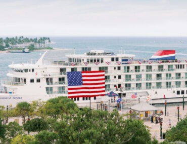 Neue Reisen entlang Floridas Küsten mit der American Pioneer