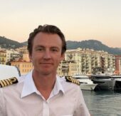 Leidenschaft und Meer: Die faszinierende Geschichte von Kapitän Vadim Novikov