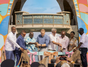 Vom Chill Beach bis zur Swim-up-Bar: Das bietet der Royal Beach Club Paradise Island