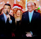 Millionen für Menschen in Not: Die schönsten Weihnachts Hits mit Phoenix Reisen