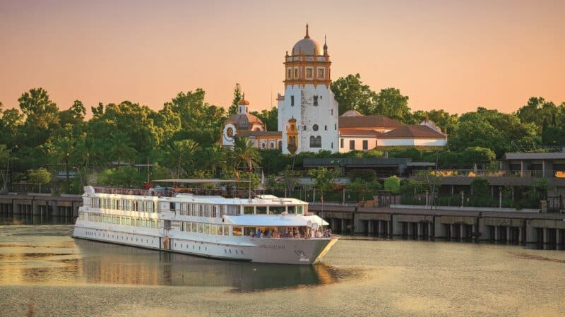 Lebendige Geschichtsbücher: Europäische Flüsse als Zeitzeugen mit CroisiEurope erleben