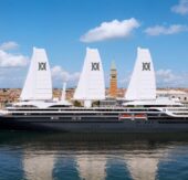 Atlas Ocean Voyages präsentiert die neue Luxus-Segelyacht Atlas Adventurer