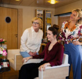 Vom Dschungel nach Island – Evelyn Burdecki bringt frischen Wind ins Traumschiff