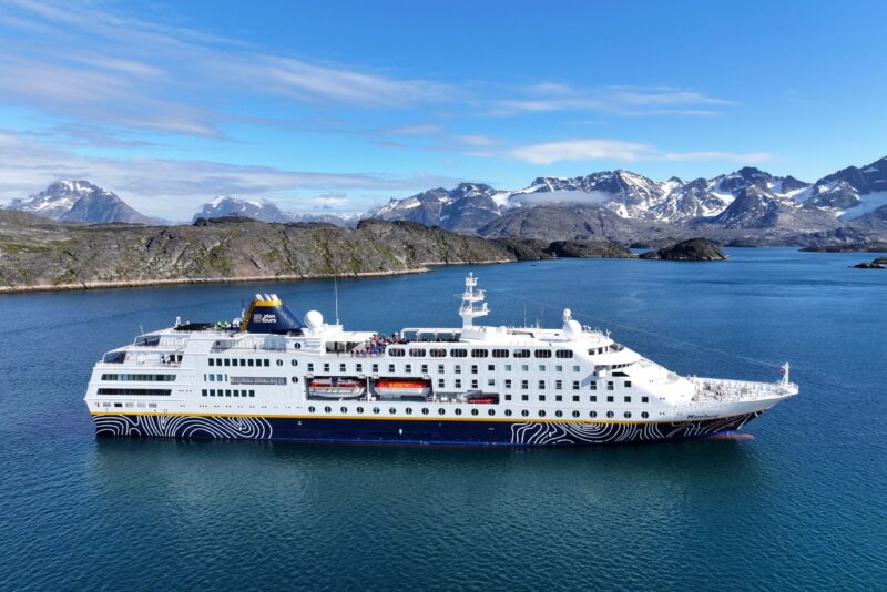 Expedition Grönland: 19 Tage Abenteuer mit der MS Hamburg