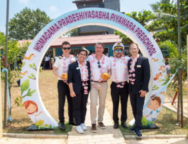 Gemeinsam für Bildung: Wie nicko cruises mit Fly & Help Kinder in Sri Lanka fördert