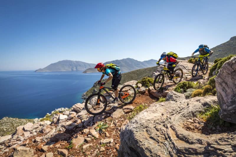Aktiv am Tag, entspannt am Abend – MTB und Yachtgenuss perfekt kombiniert