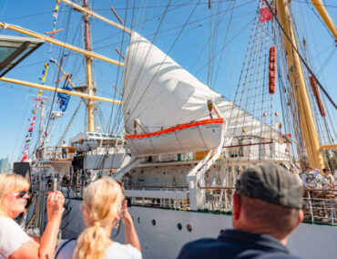 Schiffsvielfalt am 837. Hafengeburtstag Hamburg: Ein maritimes Erlebnis der Extraklasse