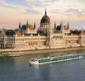 Süsse und schmackhafte Höhepunkte: Kulinarische Genüsse auf einer Donau Flussreise mit der Amadeus Amara