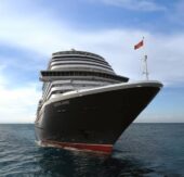 Boxenstop mit Bier: Die Queen Anne feiert ihre Rückkehr nach Hamburg