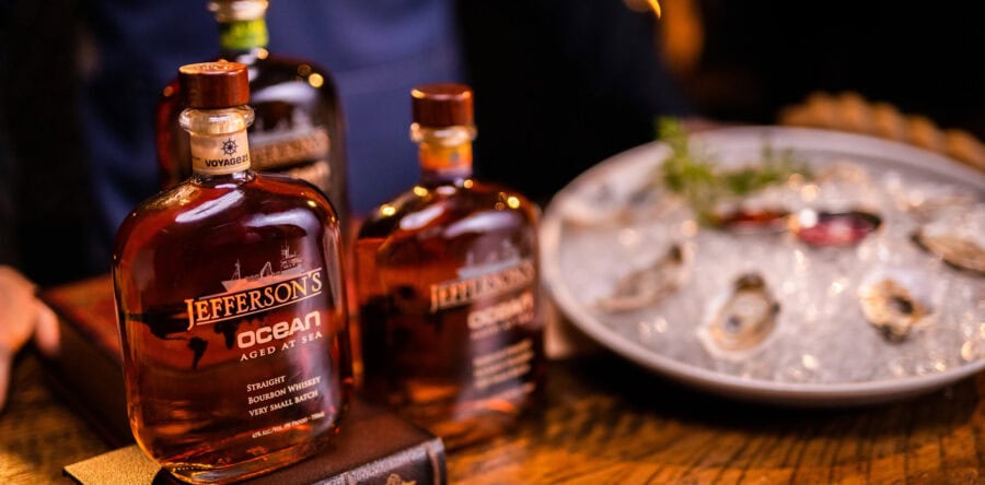 Holland America Line bringt erstmals auf See gereiften Whiskey an Bord