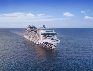 Endlich frei: Wie die MSC Euribia und Mein Schiff 4 und 5 die Straße von Hormus meisterten