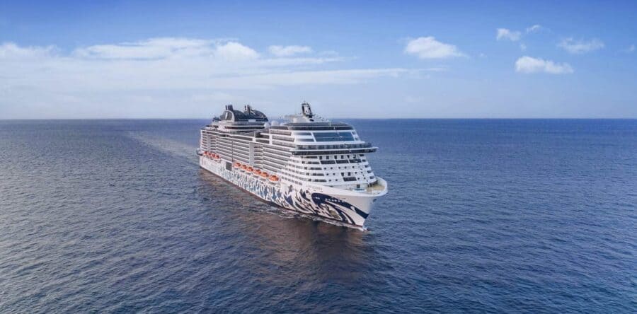 Endlich frei: Wie die MSC Euribia und Mein Schiff 4 und 5 die Straße von Hormus meisterten