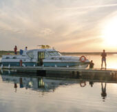 Sternenklare Nächte und sanfte Wellen: Unvergessliche Hausboot Ferien in Portugal