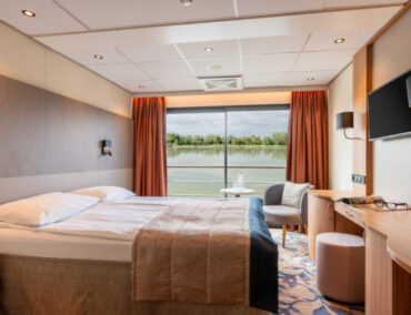 Rhein Melodie und Rhein Symphonie erstrahlen in frischem Farbkonzept