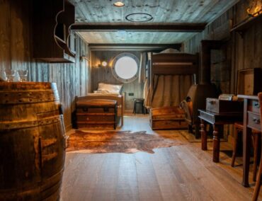 Kabine 1896 auf der MS Fridtjof Nansen – Schlafen wie vor 130 Jahren, ohne Holzbein und Papagei