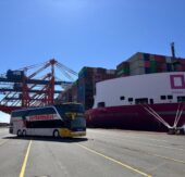 25 Jahre HafenBus Bremerhaven – Wenn Container und Kräne zum Sightseeing einladen