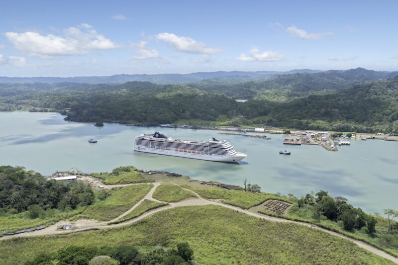 Die MSC Poesia passiert den Panamakanal – Ein Meilenstein auf der Grand Voyage